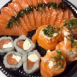 imagem do produto SASHIMI / URAMAKI / JOY