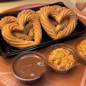 imagem do produto Bandeja- Churros Coração 6 UND.
