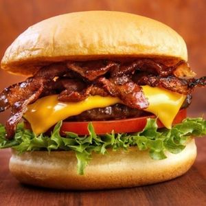 imagem do produto Burguer Bacon + Refrigerante 200 ml