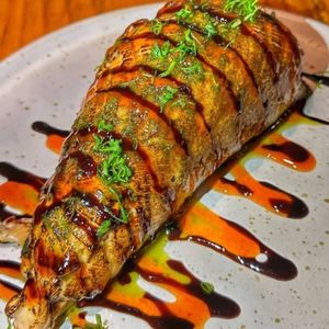 imagem do produto Maçaricado kani e salmão