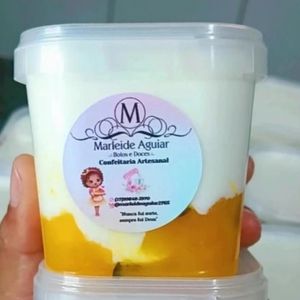 imagem do produto Sorvete Artesanal de Ninho com frutas Amarela 