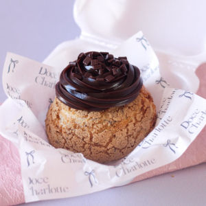 imagem do produto Choux Cream de Brigadeiro c/ crocante de Nutella