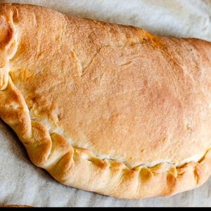 imagem do produto CALZONE 4 QUEIJOS
