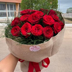 imagem do produto Buquê de rosas luxo