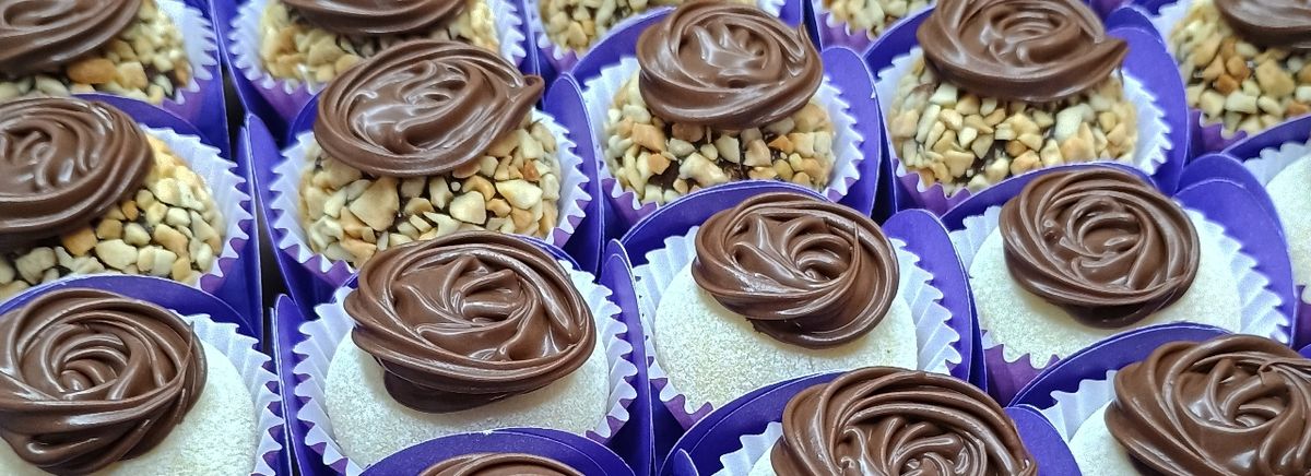 JM CONFEITARIA ENCOMENDAS logo