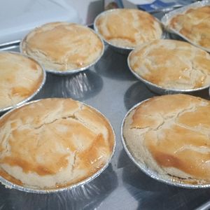 imagem do produto Empadinha de frango com requeijão 50g cada