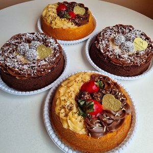 imagem do produto BOLO PISCININHA(8 fatias)