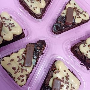 imagem do produto fatia brownie de bem casado 