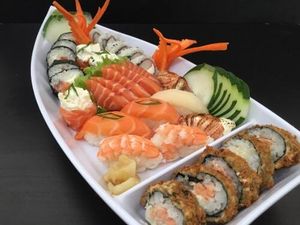 imagem do produto Combo 100 Unidades ( Na Barca )