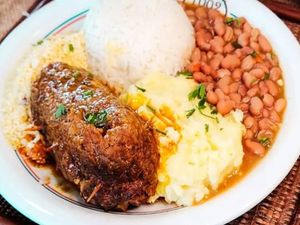 imagem do produto (G)bife a rolê/ Purê de batata/ farofa