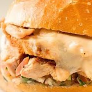 imagem do produto pão com frango tiras e queijo