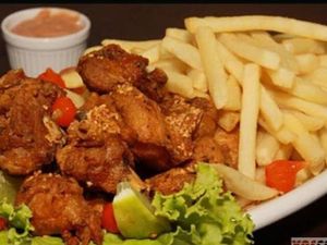 imagem do produto Frango a passarinho com fritas