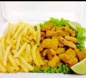 imagem do produto Gurjão de peixe com fritas & molho rosê