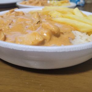imagem do produto Strogonoff com batata frita