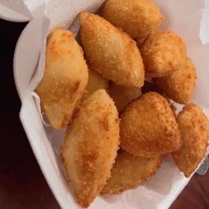 imagem do produto Coxinha de queijo c/presunto