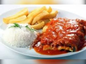 imagem do produto Berinjela a Parmegiana com Arroz, Feijão, Fritas e Salada