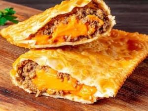 imagem do produto Pastel de carne e cheddar