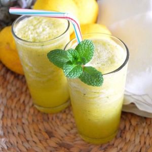 imagem do produto Copo de suco de abacaxi com hortelã