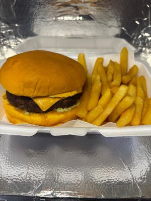 imagem do produto Burguer Tradicional+Fritas