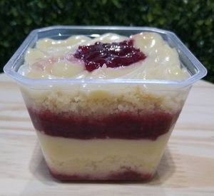 imagem do produto Ninho com Geleia de Morango.
