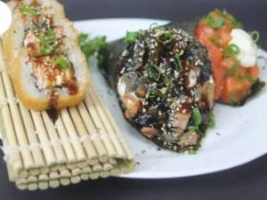 imagem do produto 2 Temaki + 1 porção de hot