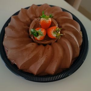 imagem do produto Prestígio com Brigadeiro e Morango - Bombom Gigante Vulcão 