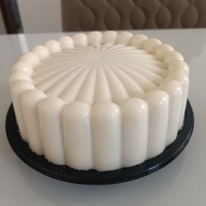 imagem do produto Abacaxi Caramelizado com Doce de Leite - Bolo