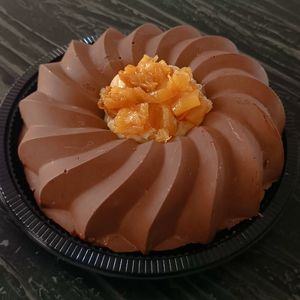 imagem do produto Abacaxi Caramelizado com Ninho - Bombom Gigante Vulcão 