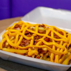 imagem do produto Batata frita com calabresa, bacon e cheddar 