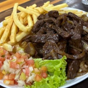 imagem do produto Isca de carne com fritas