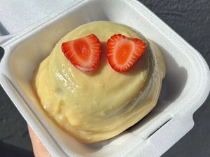 imagem do produto Mini vulcão Ninho com morango