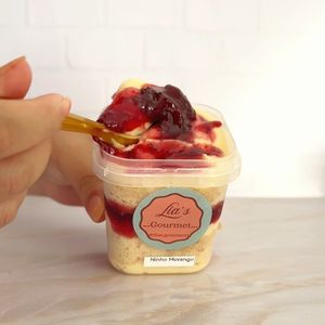 imagem do produto Bolo Ninho com morango