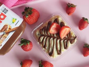 imagem do produto Brownie na marmitinha ninho e fios de Nutella