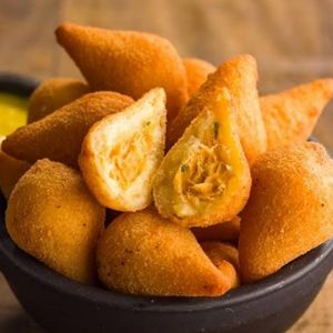 imagem do produto Cento de Coxinha de Frango com Catupiry