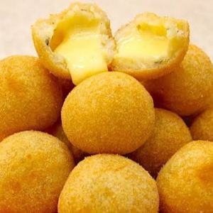 imagem do produto BOLINHA DE QUEIJO 