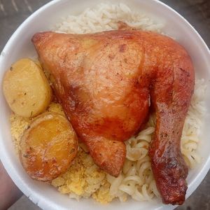 imagem do produto Marmita de Coxa sobre coxa 