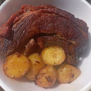 imagem do produto 1 KG de Costela SEM OSSO + Acompanhamentos 