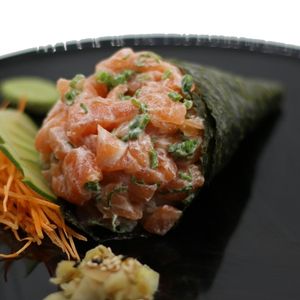 imagem do produto Temaki de salmão sem arroz 