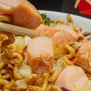 imagem do produto Yakisoba salmão 
