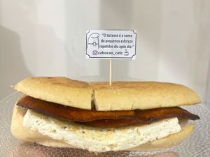 imagem do produto Pão com Banana e Queijo