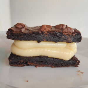 imagem do produto Bronwie Recheado Ninho