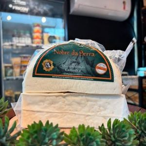 imagem do produto Queijo Minas Canastra Nobre Serra 