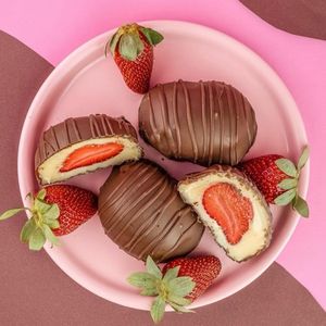 imagem do produto Bombom crocante de ninho e morango 