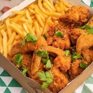 imagem do produto Frango a passarinho + fritas  (casal)