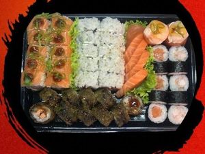 imagem do produto Combo Mix - Salmão e Camarão 46 peças + Sunomono M