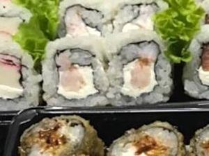 imagem do produto Uramaki de camarão - 5 peças
