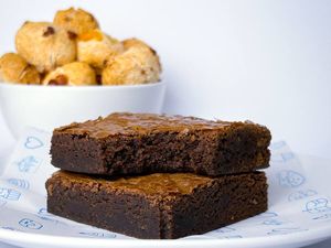 imagem do produto 10 Pães de Queijo + 2 Brownies