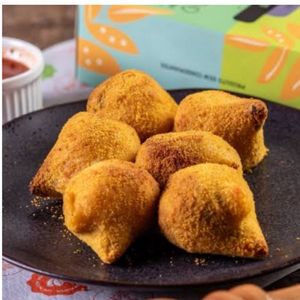 imagem do produto Mini coxinhas com requeijão 