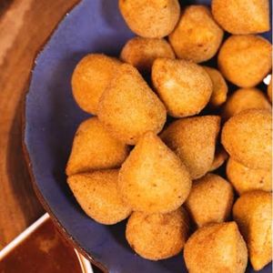 imagem do produto Mini coxinhas com requeijão 