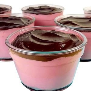 imagem do produto Mousse de morango com chocolate 